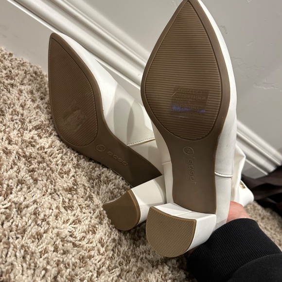 Bebe White Slouch Ankle Boots | Block Heel | Size 7 - Picture 7 of 10
